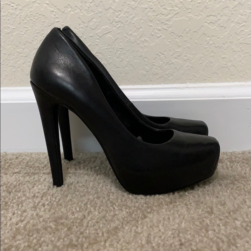 Jessica Simpson Heels